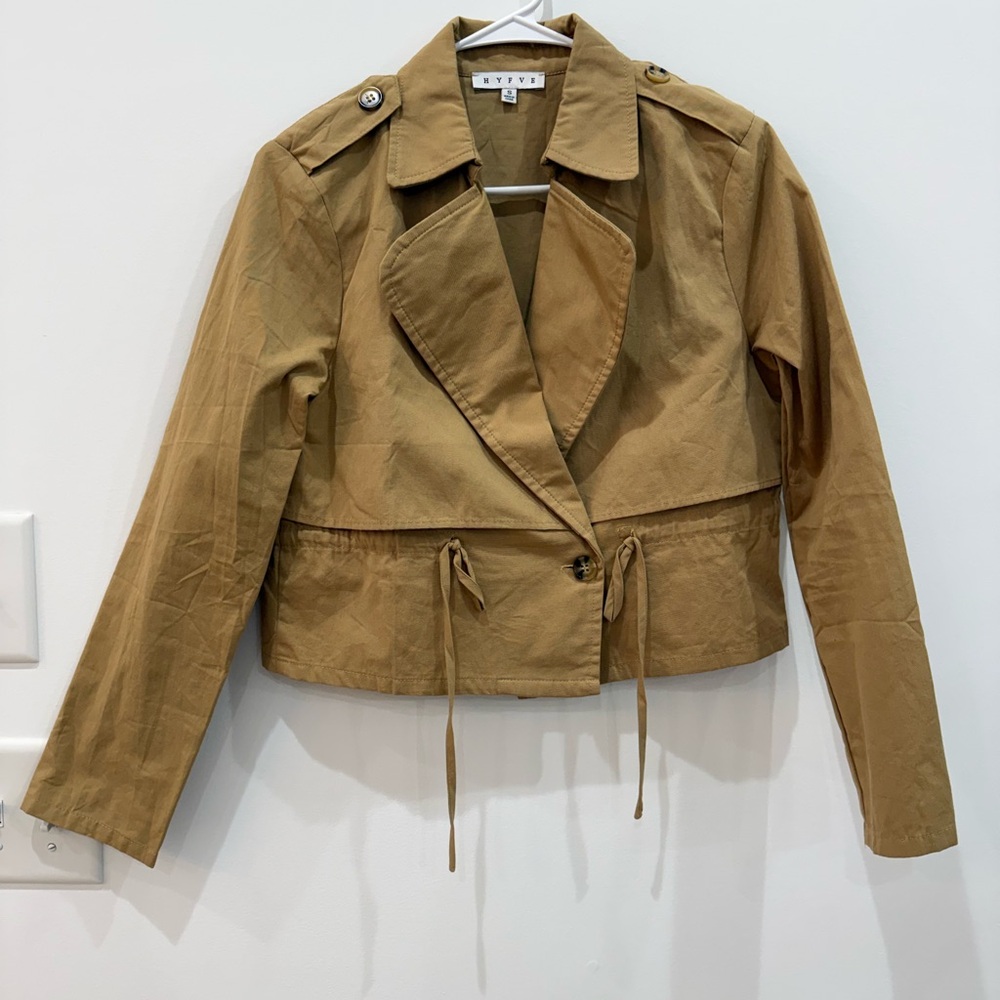 NWOT HYFVE Cropped Trench Jacket in Camel Brown